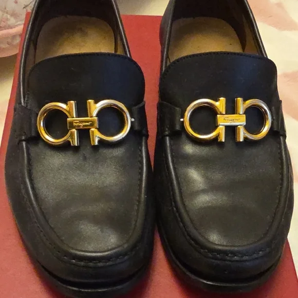 Salvatore Ferragamo ROLO Black Leather Mens Loafers 7.5 EE  display picture 1